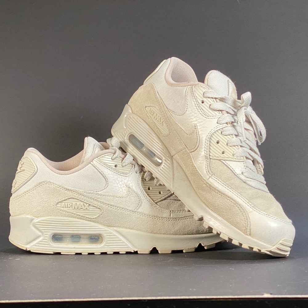 Nike Air Max 90 Premium Shoe